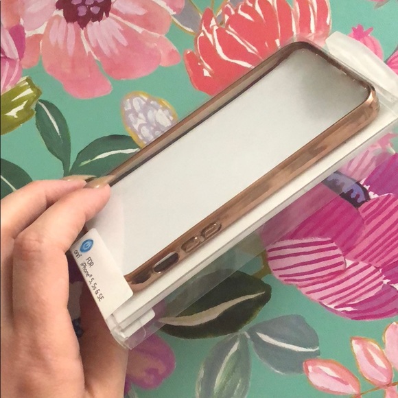 NEW IPHONE SE - Picture 6 of 7